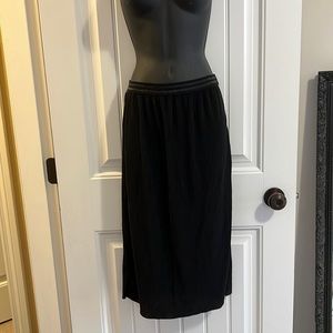 Wild fable flowy long ribbed skirt